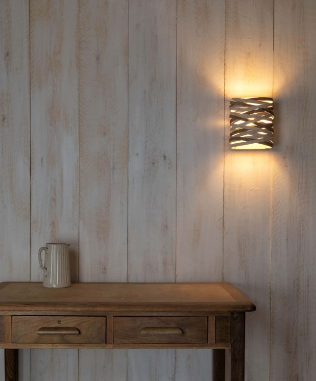 stuart-lamble-convolution-wall-light-wood